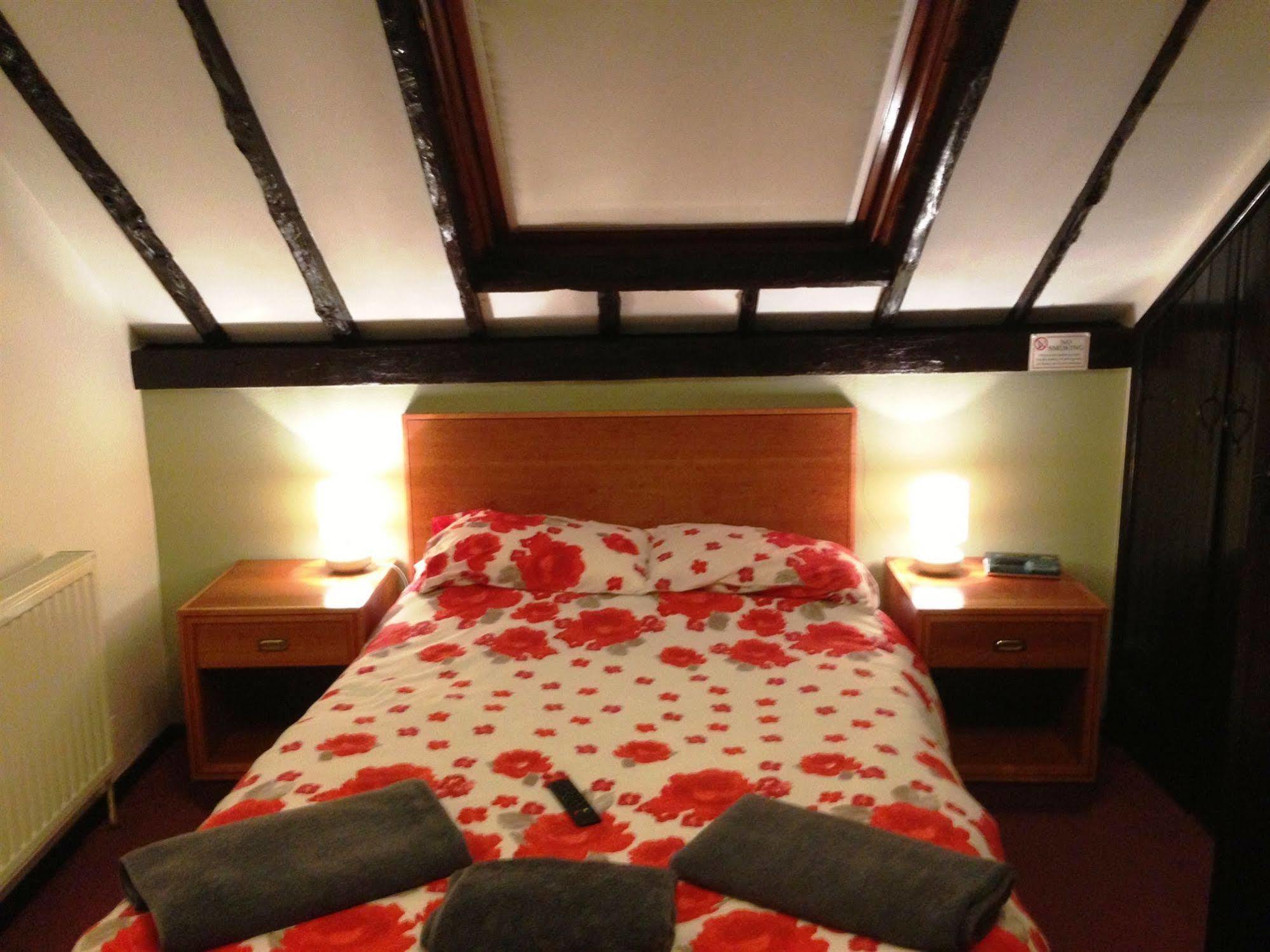 Coach House Hotel Melbourn Exterior foto